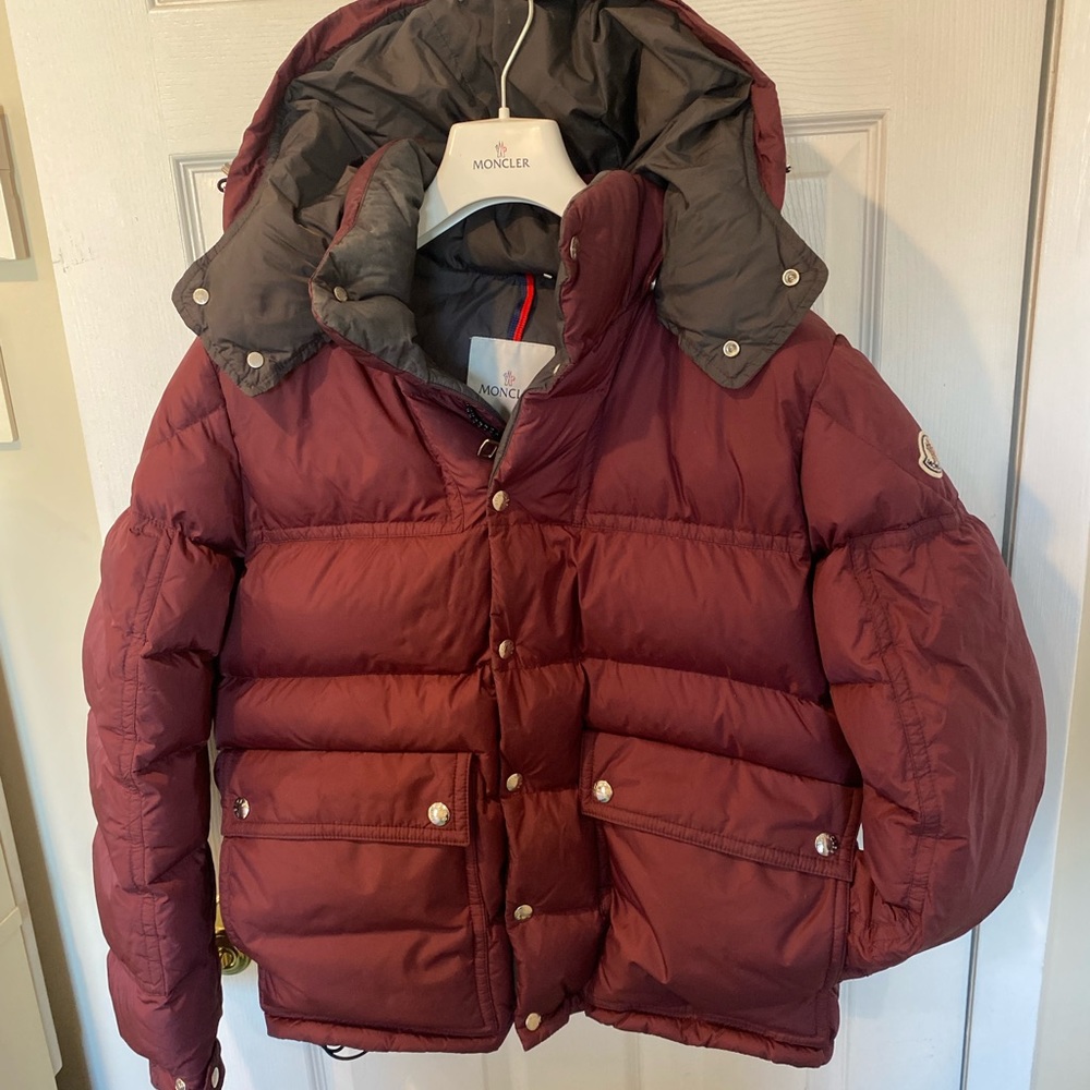 Moncler Giubbotto Red